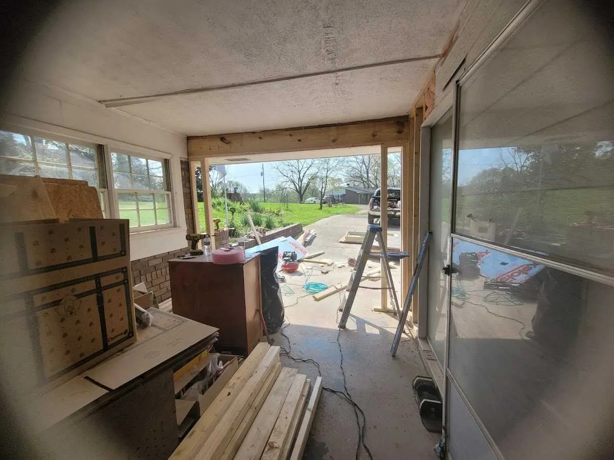 Air movers and dehumidifier for Water Mitigation Services in Lebanon